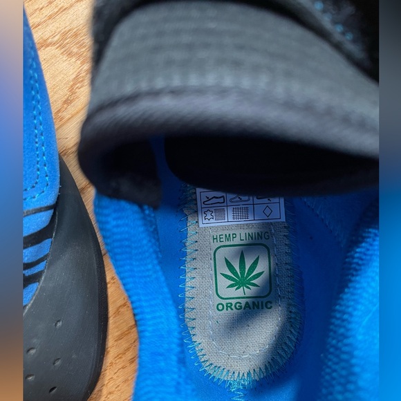 Brand New Velcro Climbing Shoes - Picture 2 of 3